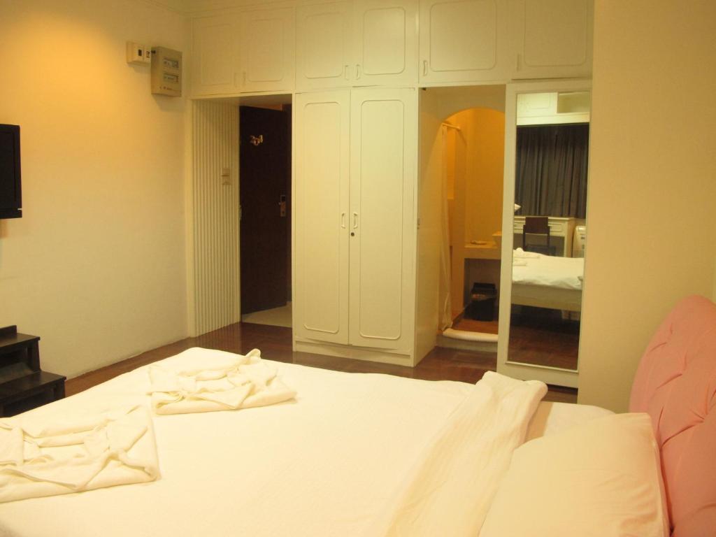 At One Inn Hualampong Bangkok Oda fotoğraf