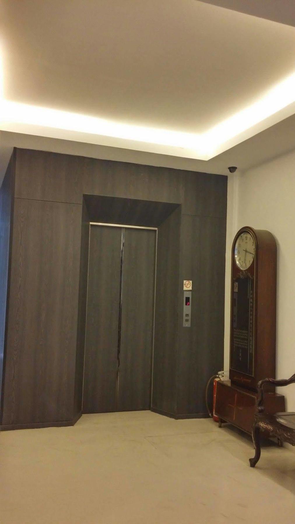 At One Inn Hualampong Bangkok Dış mekan fotoğraf